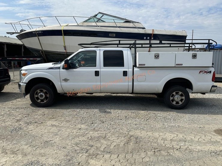 2016-ford-f350-xlt-image-2