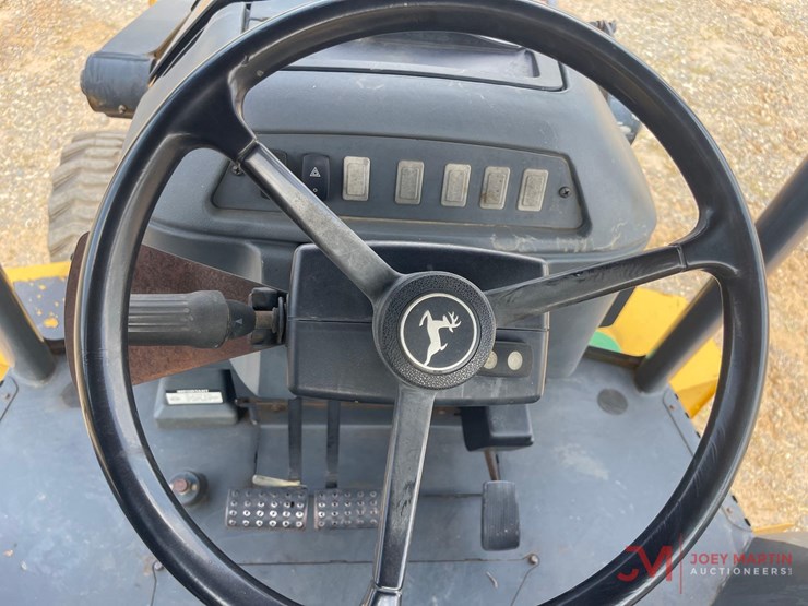 2012-deere-310j-image-21