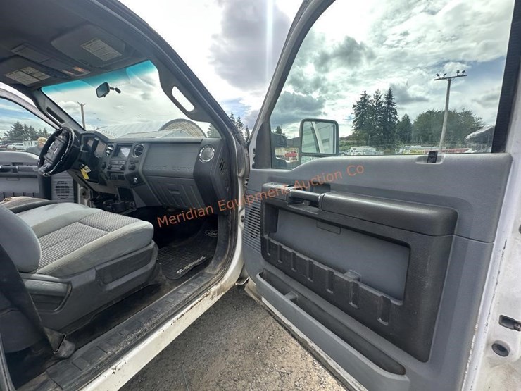 2012-ford-f350-image-29