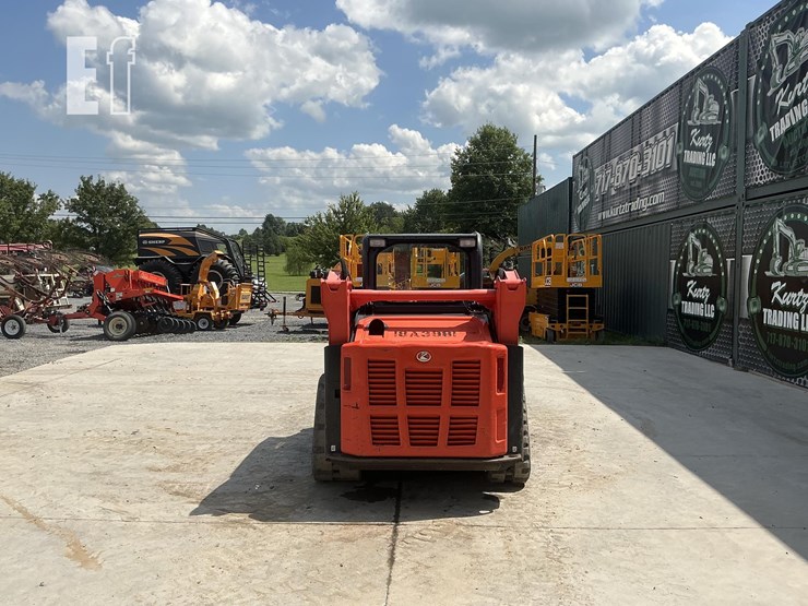 2022-kubota-svl65-2-image-3