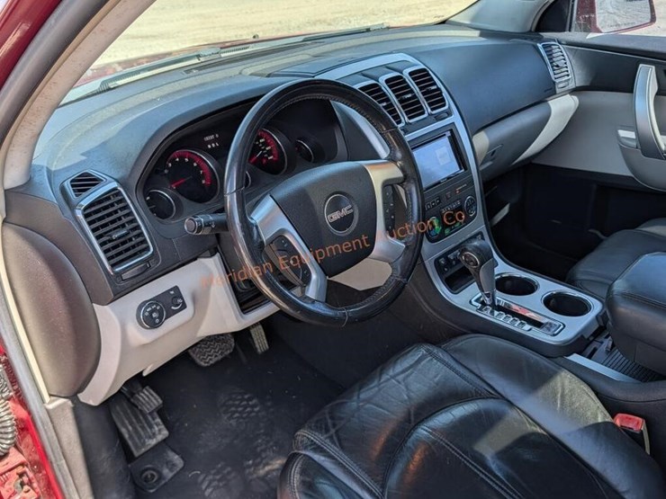 2008-gmc-acadia-slt-image-11