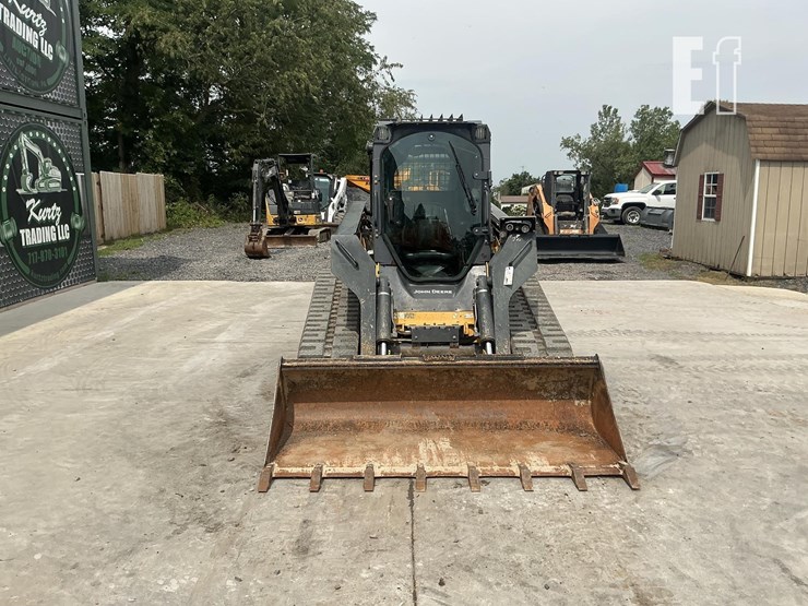 2016-deere-333e-image-7