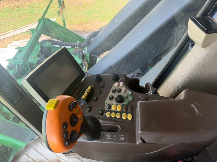 2015-john-deere-cp690-image-134
