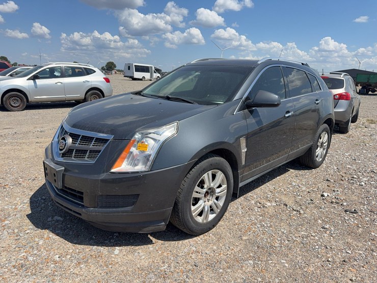 2012-cadillac-srx-image-1