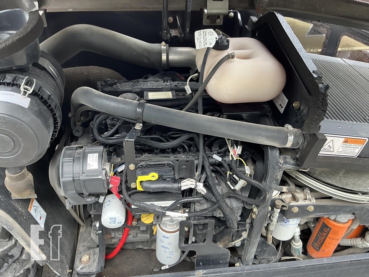 2022-jlg-g5-18a-image-14