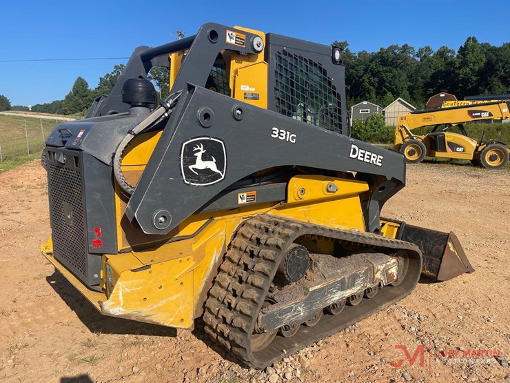 2024-deere-331g-image-3
