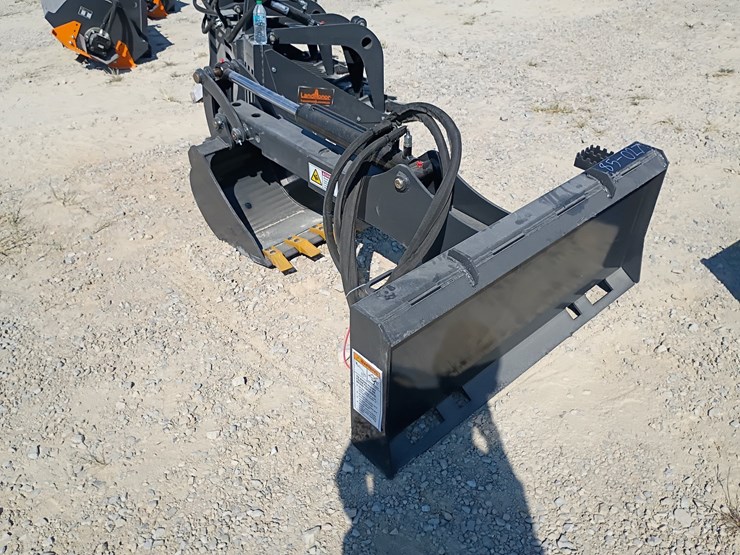 #l85-027-•-landhonor-backhoe-skid-steer-attachment-image-2