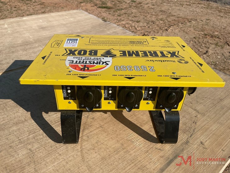 southwire-x-treme-power-distribution-box-image-3
