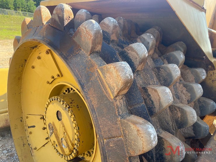 caterpillar-3208-image-12