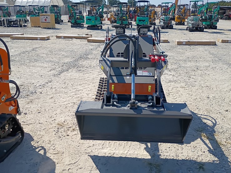 #l85-072-•-2026-landhonor-me380-mini-skid-steer-image-3