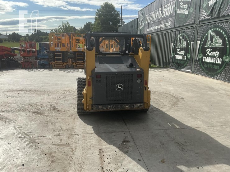2023-deere-317g-image-3