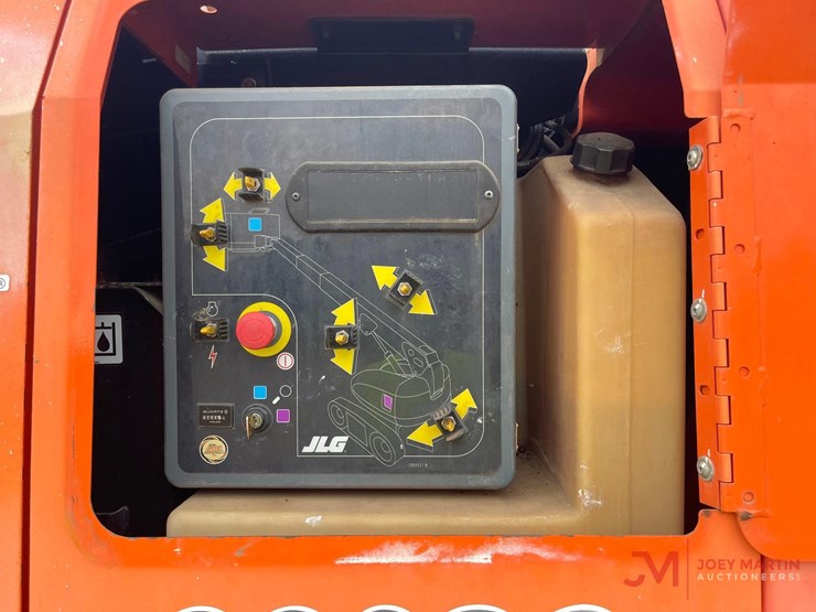 2005-jlg-600sc-image-15