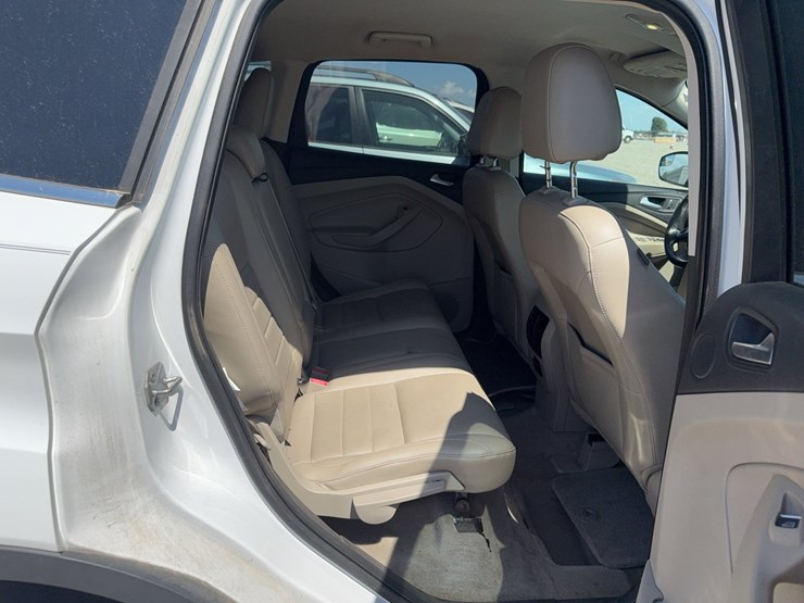 2014-ford-escape-image-21