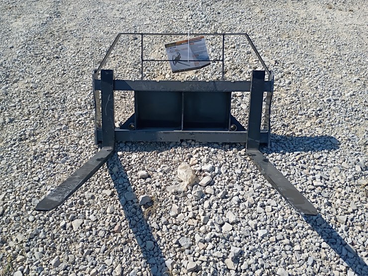 #l85-014-•-landhonor-pallet-fork-mini-skid-steer-attachment-image-1