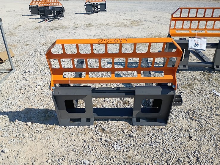 #l85-010-•-landhonor-pallet-fork-skid-steer-attachment-image-3