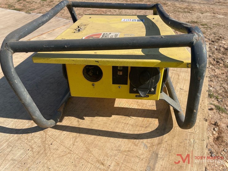 power-distribution-box-image-2