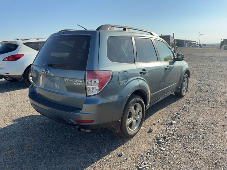 2012-subaru-forester-image-3