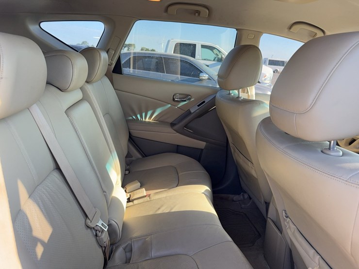 2009-nissan-murano-image-28
