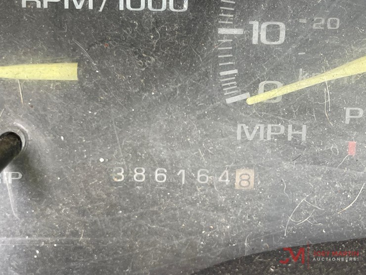 1998-chevrolet-tahoe-image-29