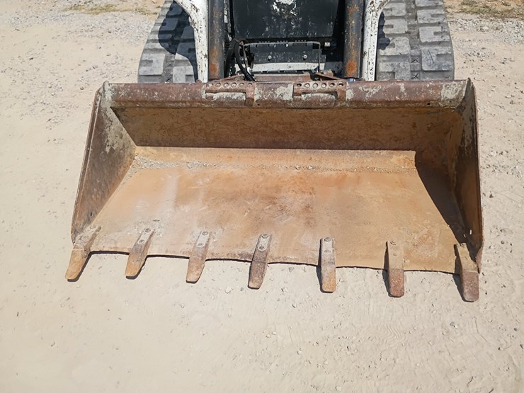2022-bobcat-t66-image-67