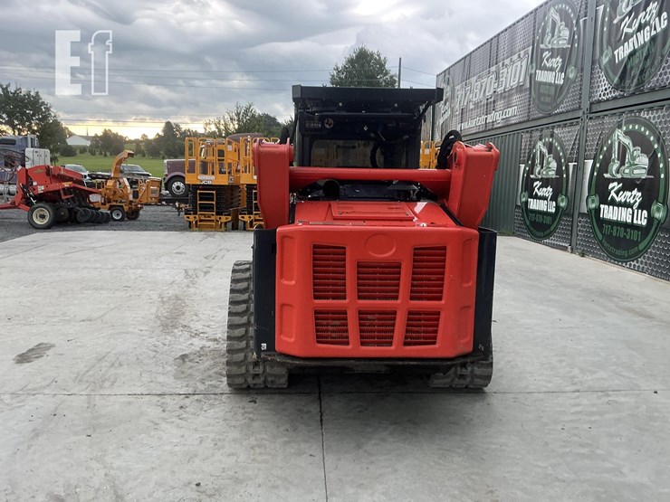 2023-kubota-svl97-2-image-3