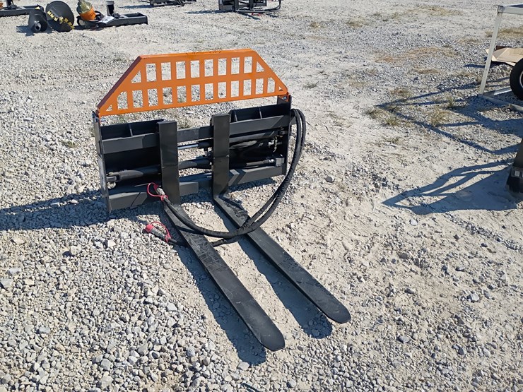 #l85-012-•-landhonor-hydraulic-pallet-fork-skid-steer-attachment-image-8