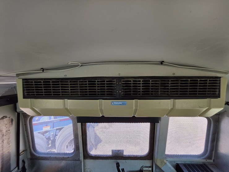 #26511-•-2005-gmc-savana-van-image-40