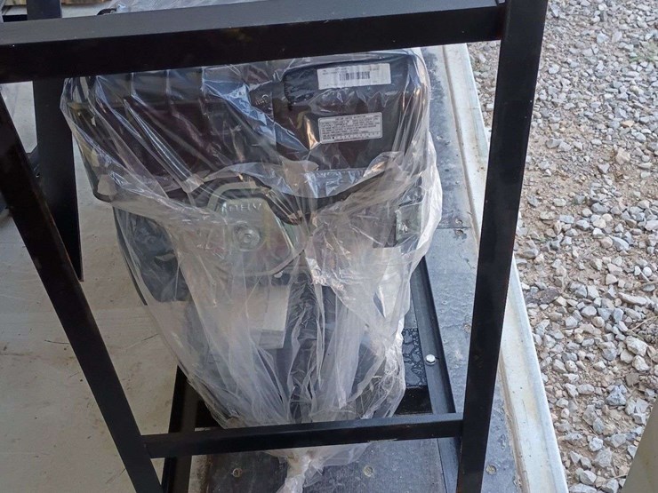unused-agt-industrial-air-compressor-image-6