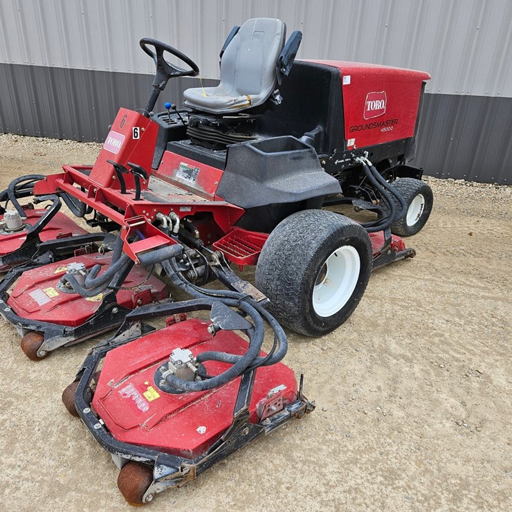 TORO GROUNDSMASTER 4500D