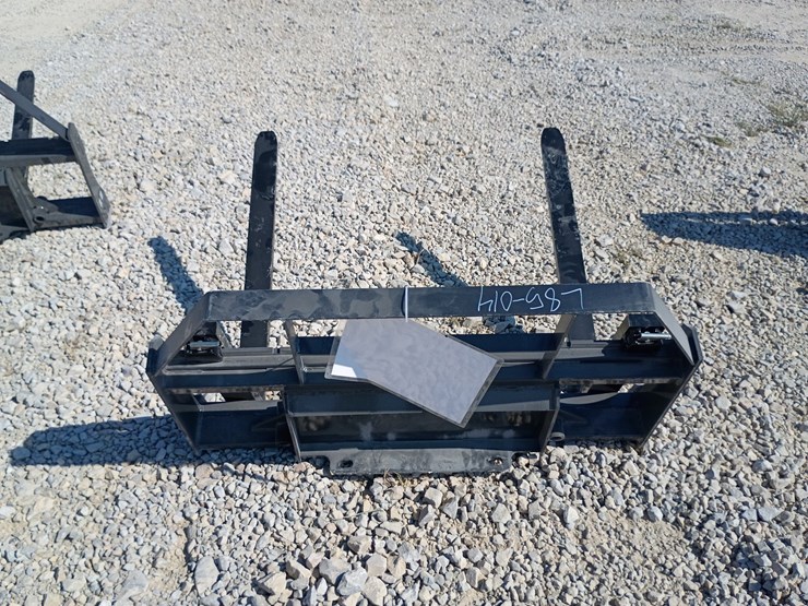 #l85-014-•-landhonor-pallet-fork-mini-skid-steer-attachment-image-3