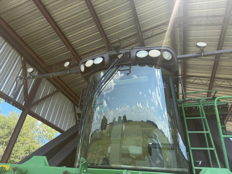 2015-john-deere-cp690-image-75
