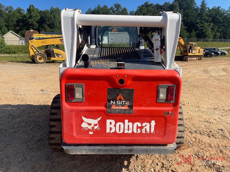 2022-bobcat-t740-image-4
