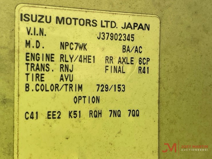 2003-isuzu-nqr-image-29