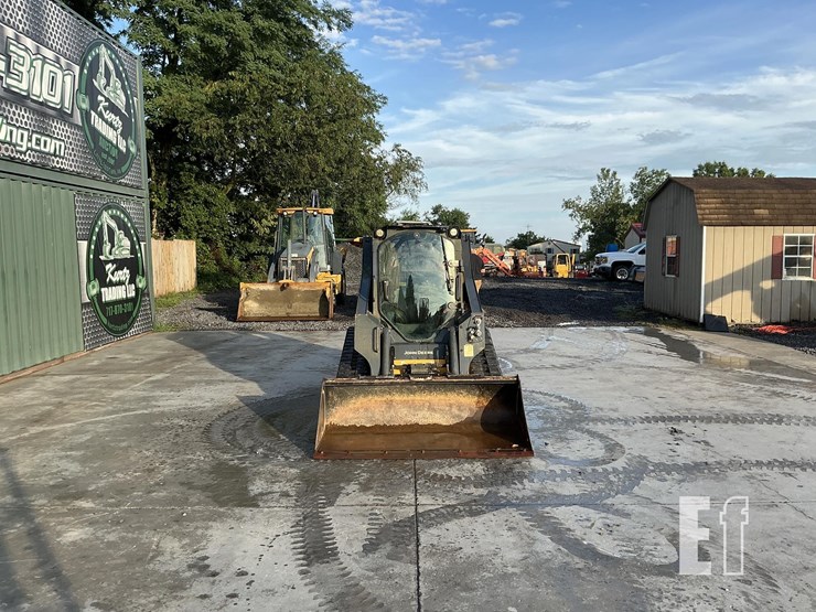 2023-deere-317g-image-7
