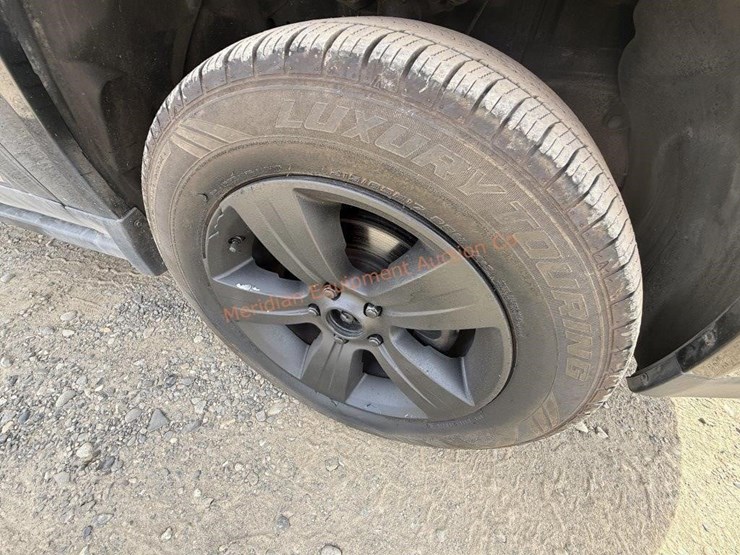 2013-jeep-compass-latitude-image-16