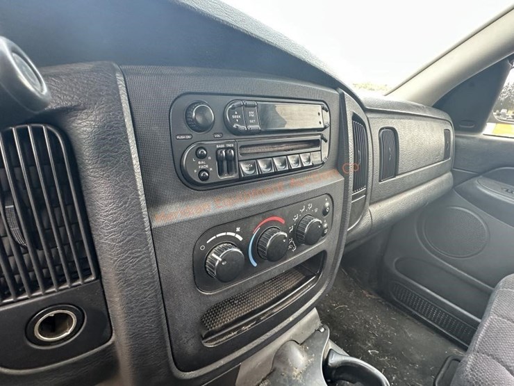 2003-dodge-ram-2500-image-28