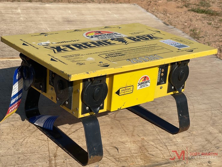 southwire-x-treme-power-distribution-box-image-1