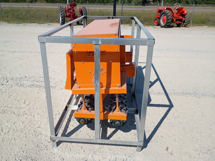 #l85-045-•-landhonor-seeder-skid-steer-attachment-(3-point)-image-7