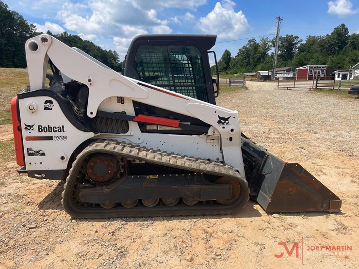 2016-bobcat-t770-image-2