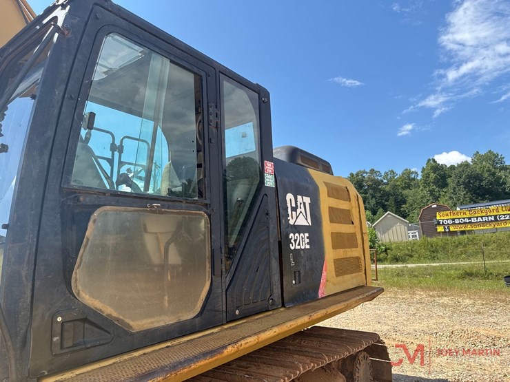 2013-caterpillar-320el-image-24