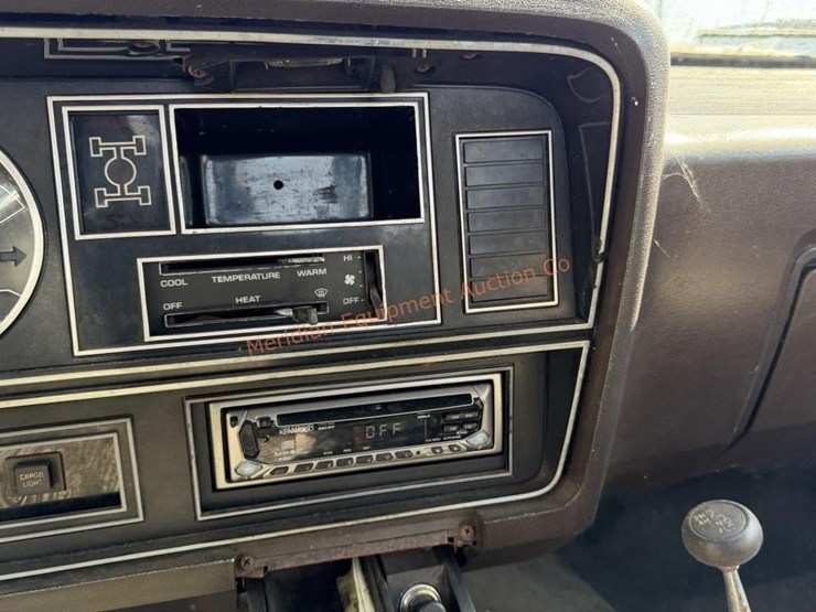 1984-dodge-ram-250-image-26