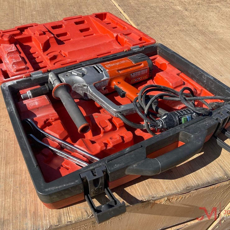 HUSQVARNA CORE DRILL WITH CASE