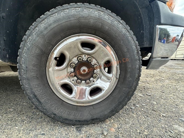 2000-chevrolet-k2500-image-29