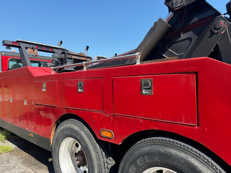 1997-peterbilt-378-image-28