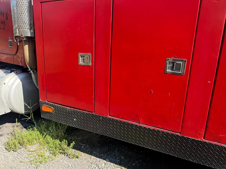 1997-peterbilt-378-image-33