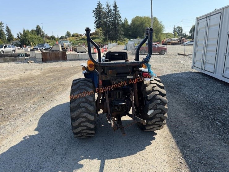 new-holland-boomer-50-image-5