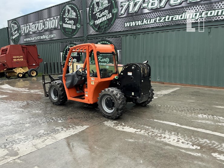 2022-jlg-g5-18a-image-2