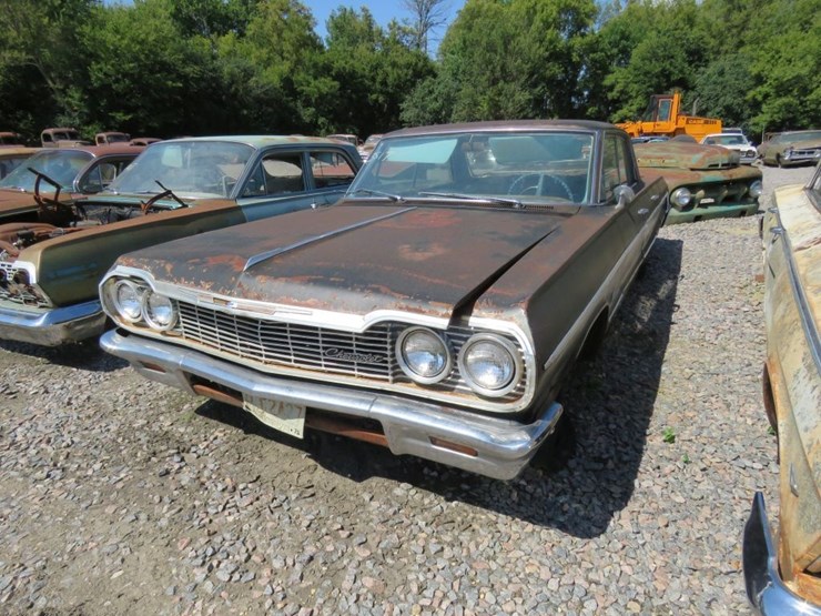 1964-impala-4dr-ht-image-2