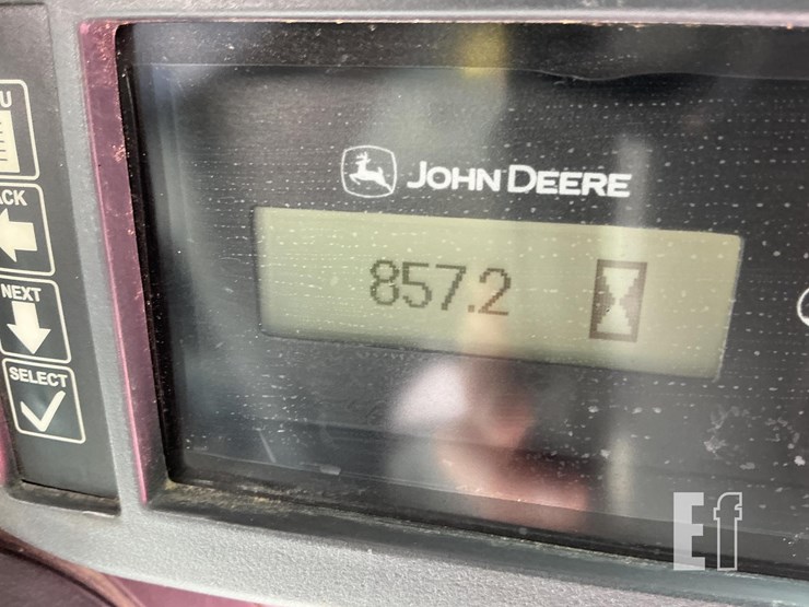 2015-deere-319e-image-18