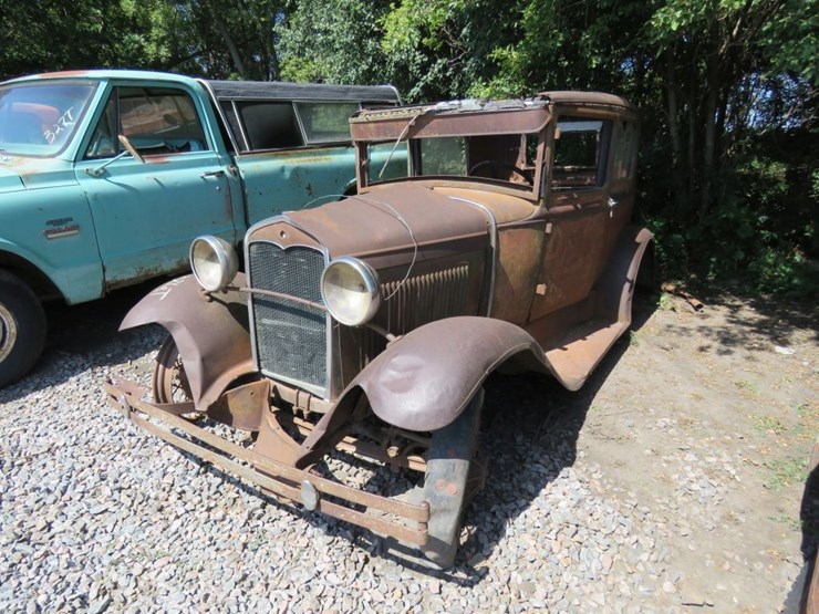 1931-ford-2dr-sedan-image-1